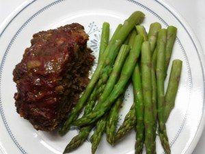 meat-loaf-and-asparagus-tips